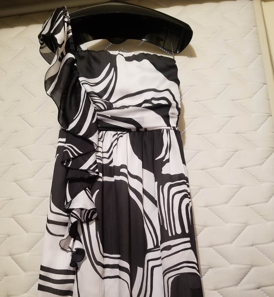 Michelle Bombot Bisou Bisou One Shoulder Dress